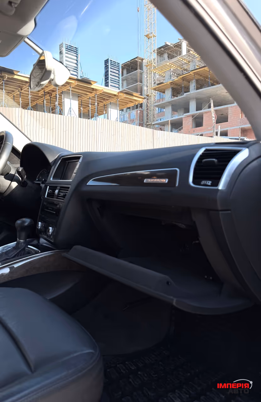 Audi Q5 - фото 13