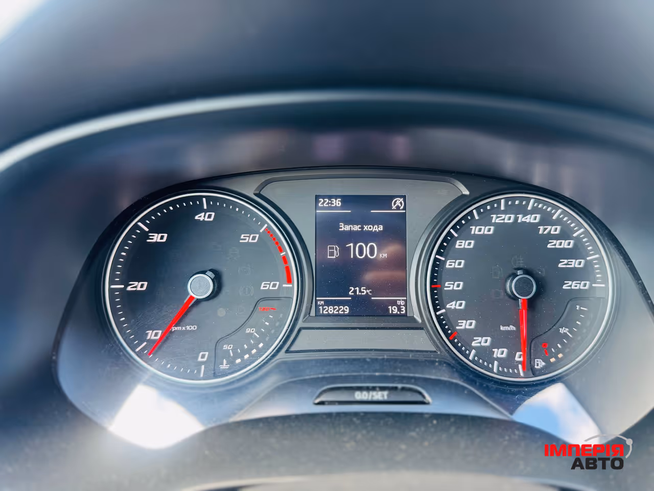 SEAT Leon - фото 9