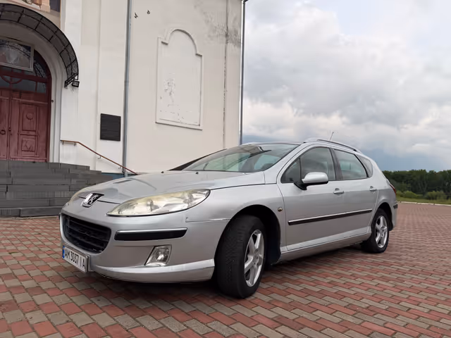 Peugeot 407 - фото 3