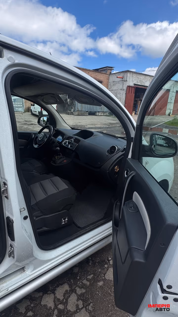Renault Kangoo - фото 8