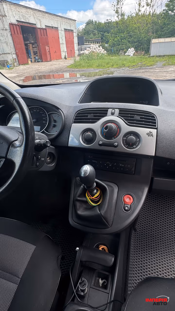 Renault Kangoo - фото 10