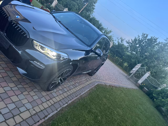 BMW X5 - фото 3
