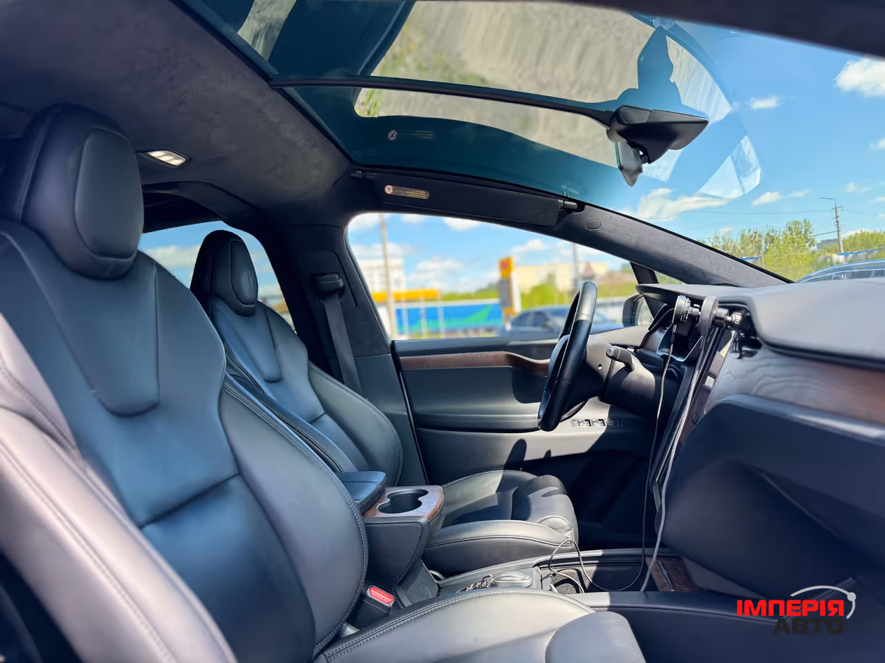 Tesla Model X - фото 33