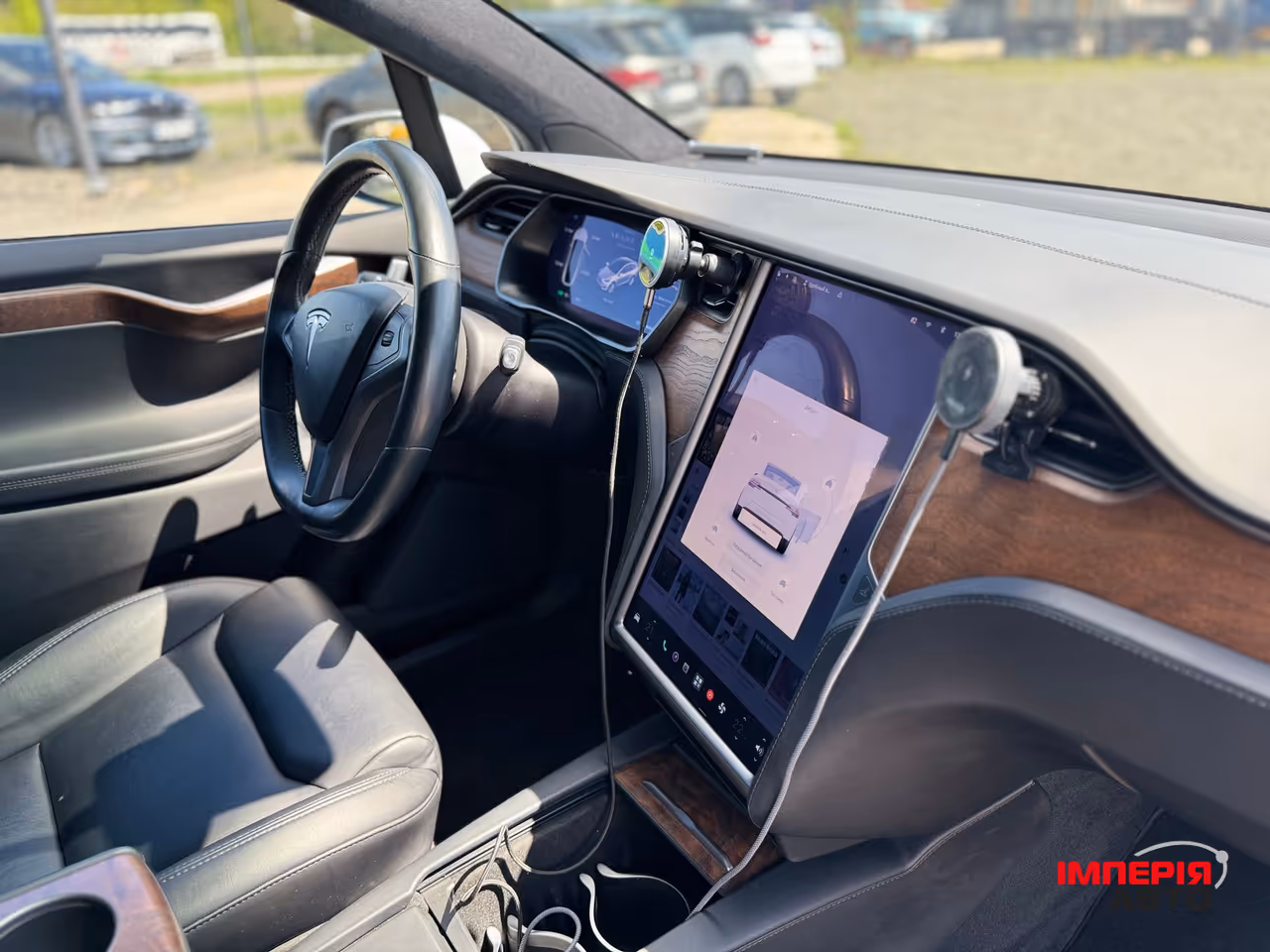 Tesla Model X - фото 32