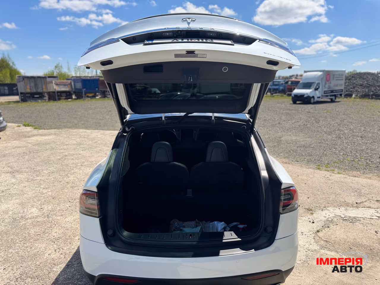 Tesla Model X - фото 22