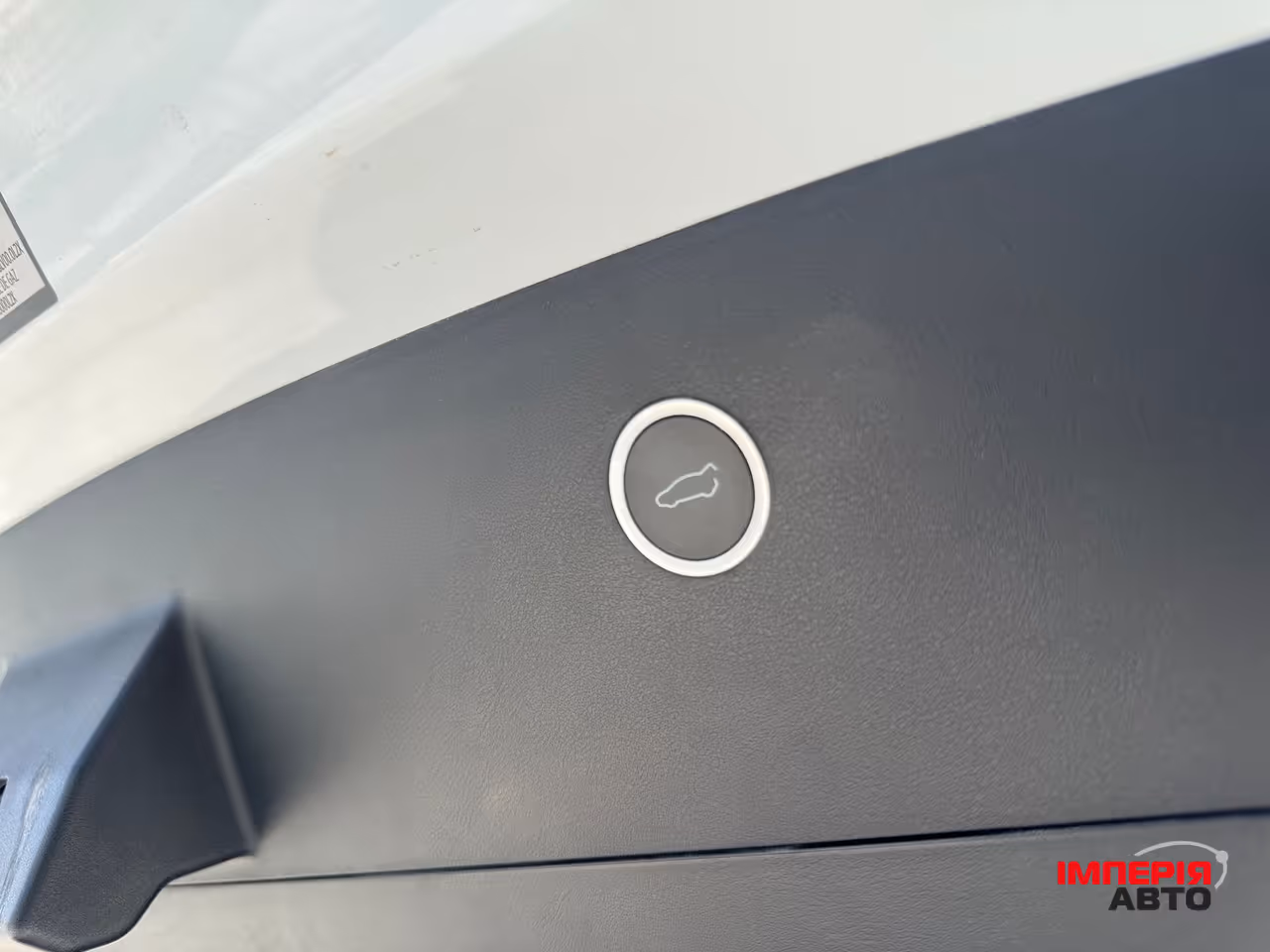 Tesla Model X - фото 25