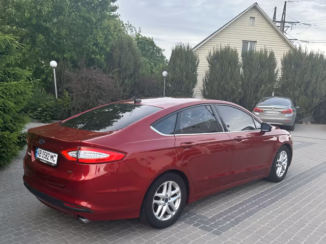 Ford Fusion USA - фото 2
