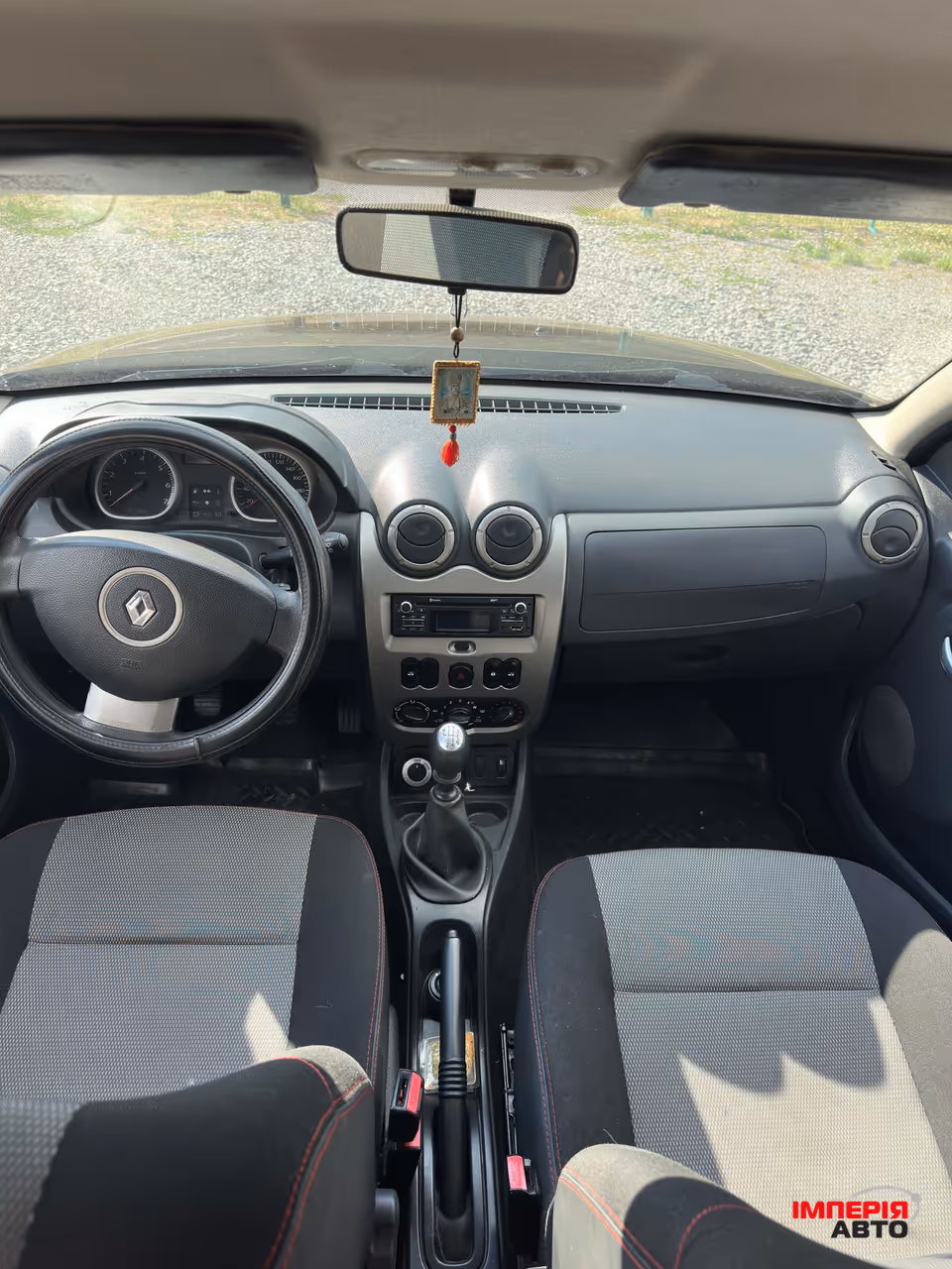 Renault Duster - фото 10