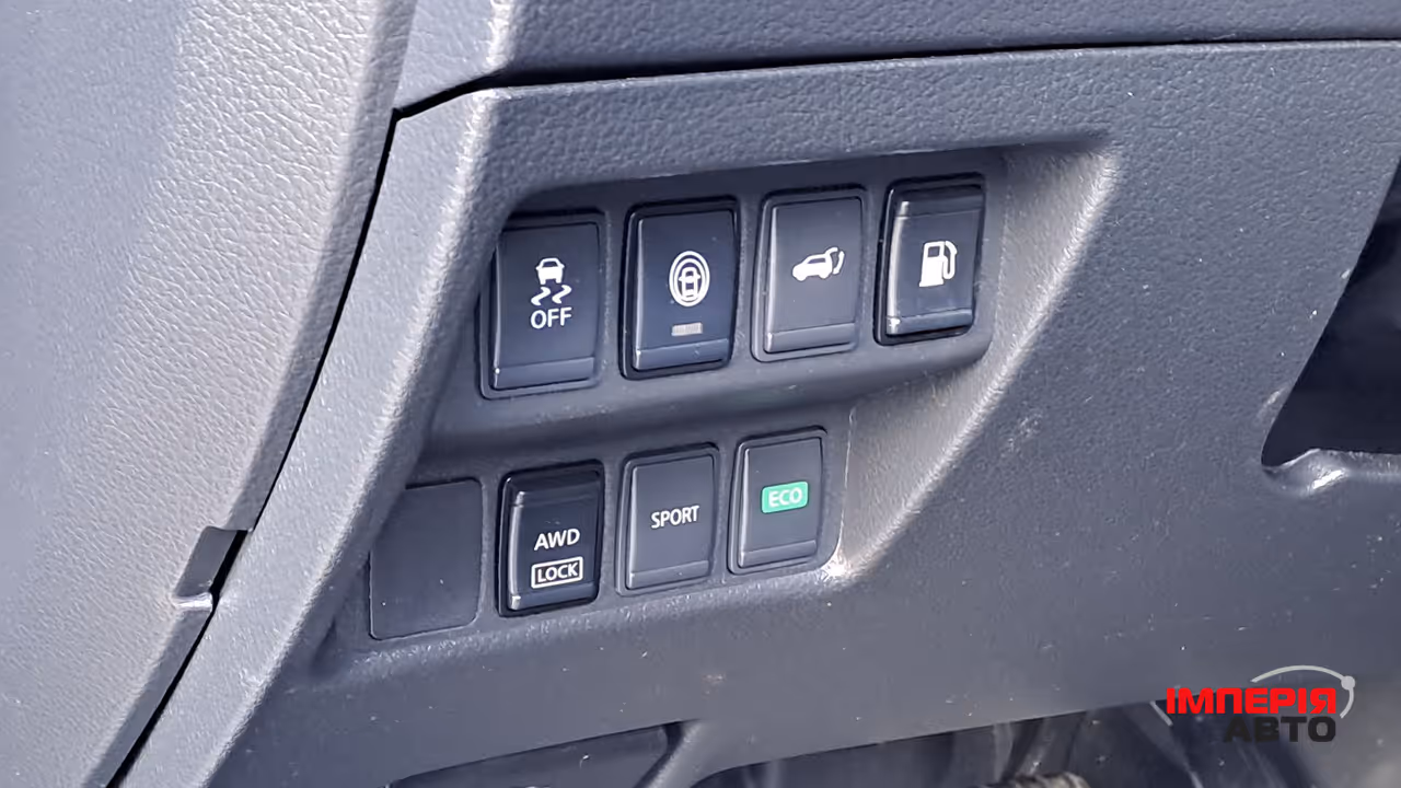 Nissan Rogue - фото 6