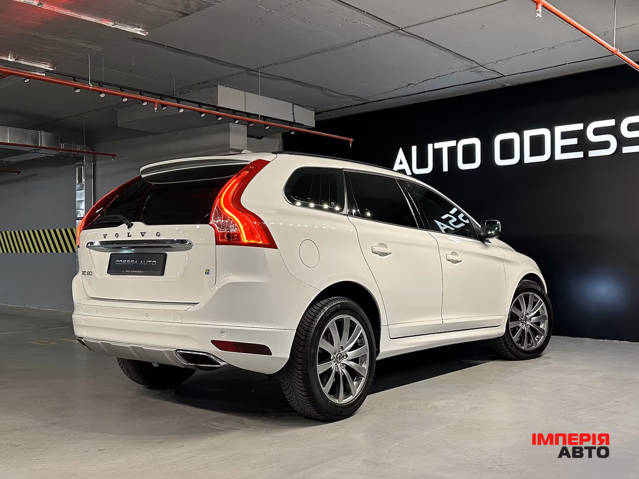Volvo XC60 - фото 8