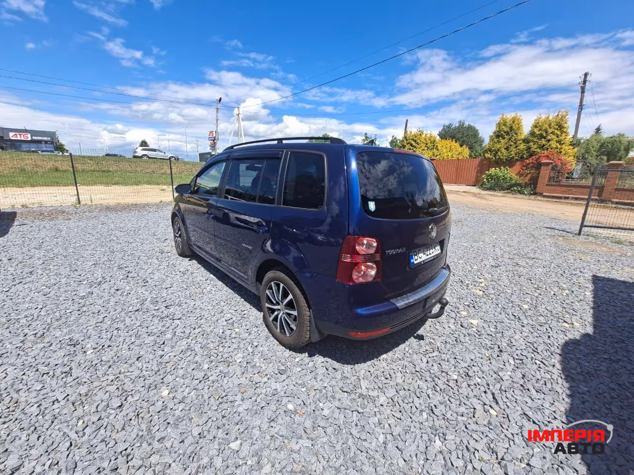 Volkswagen Touran - фото 15