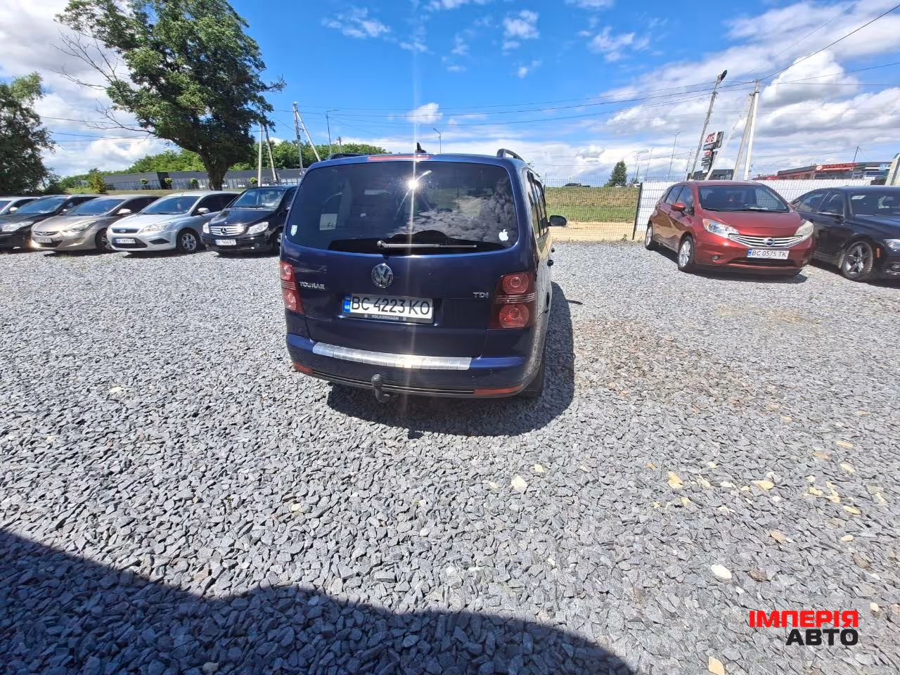 Volkswagen Touran - фото 9