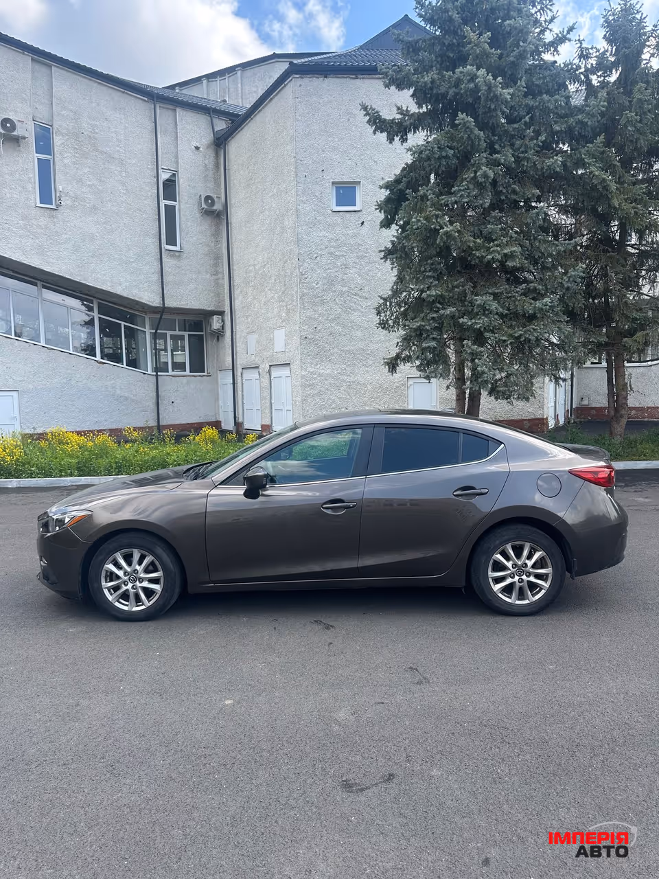 Mazda 3 - фото 1