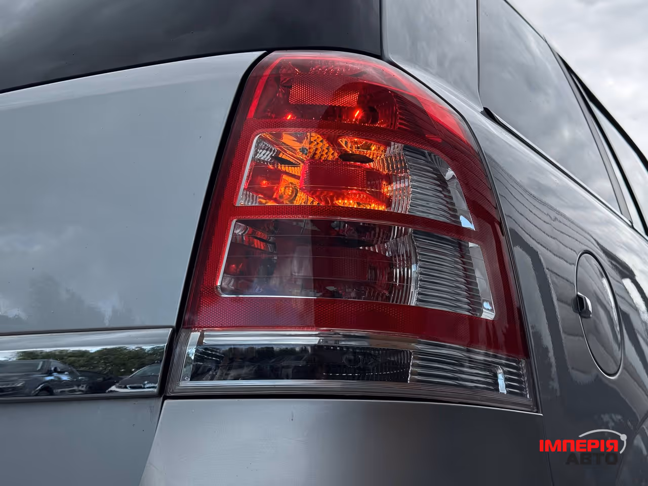 Opel Zafira - фото 17