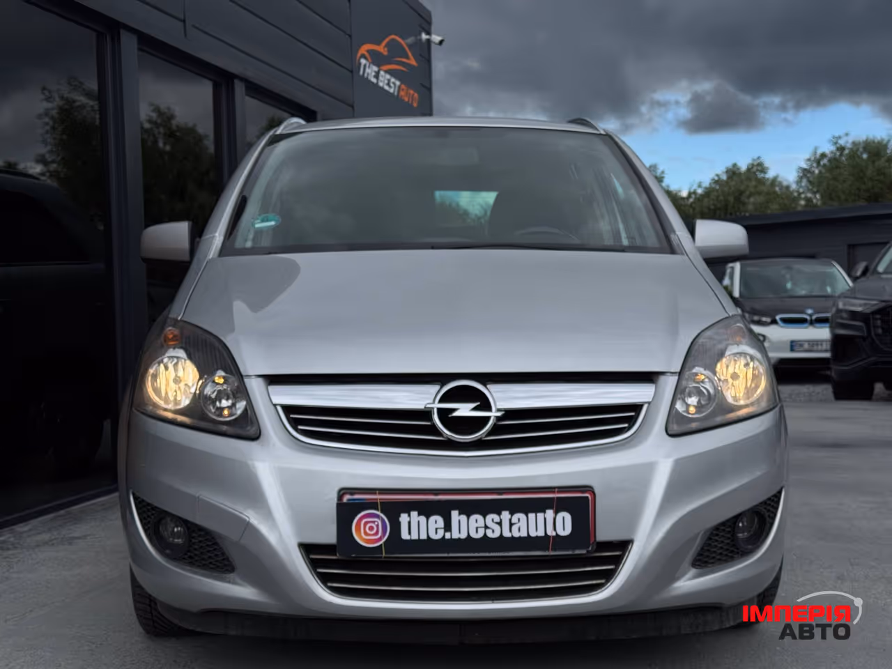 Opel Zafira - фото 8
