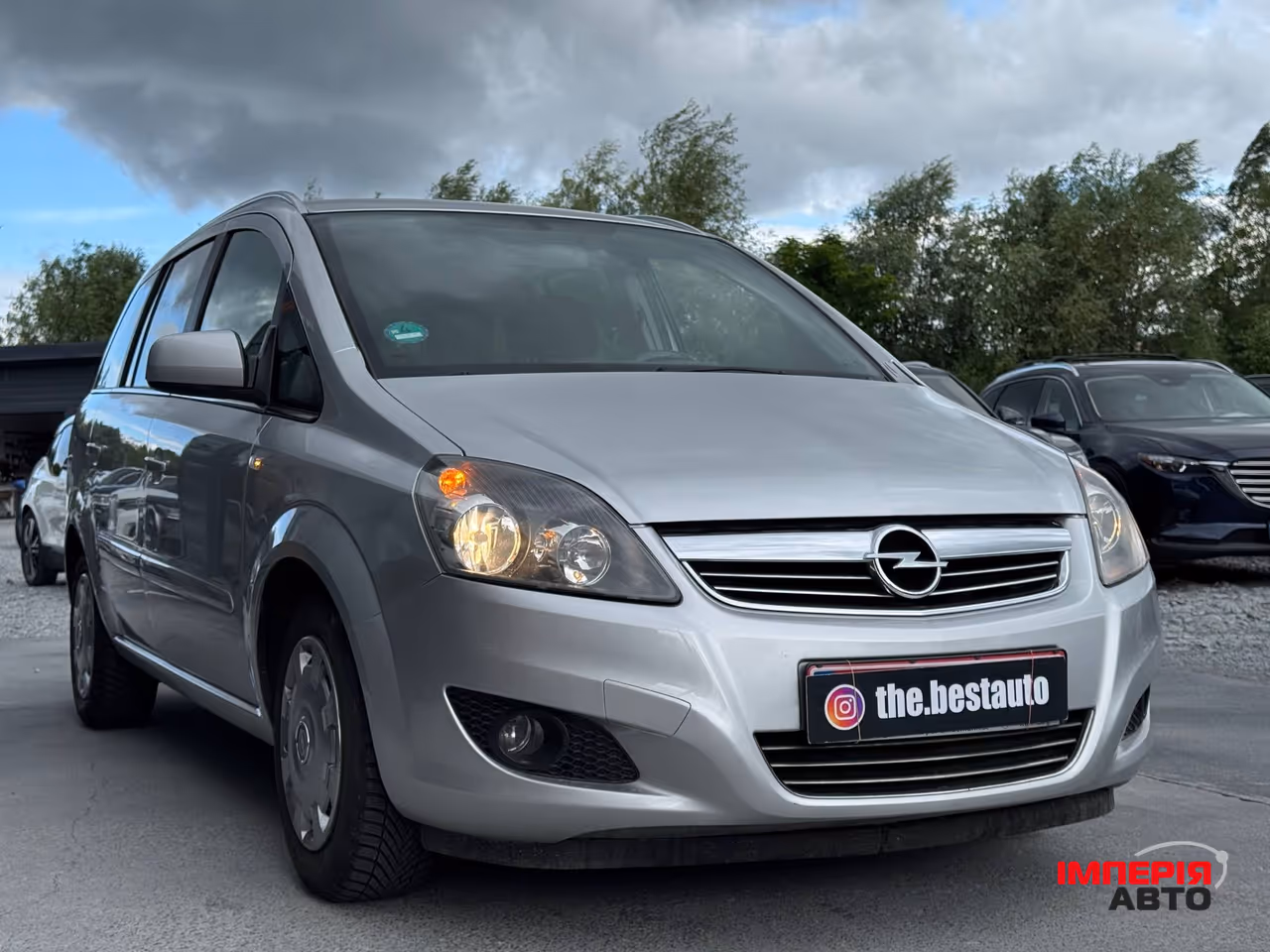 Opel Zafira - фото 9