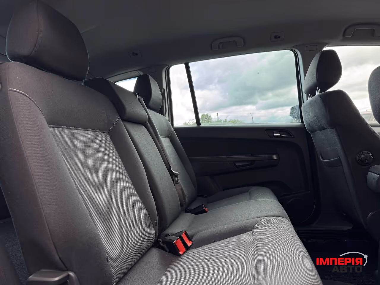 Opel Zafira - фото 38