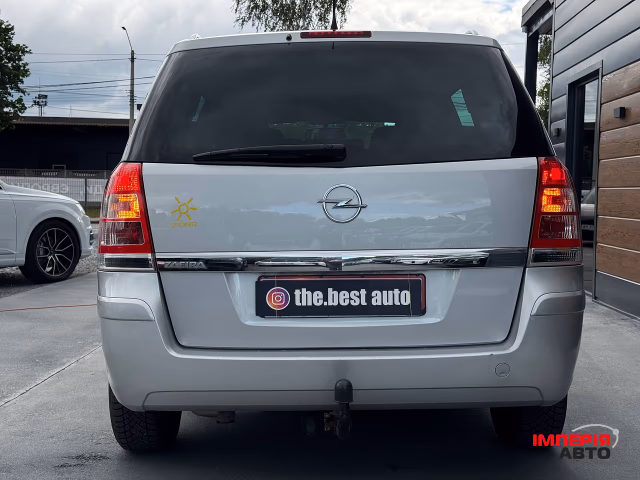 Opel Zafira - фото 15