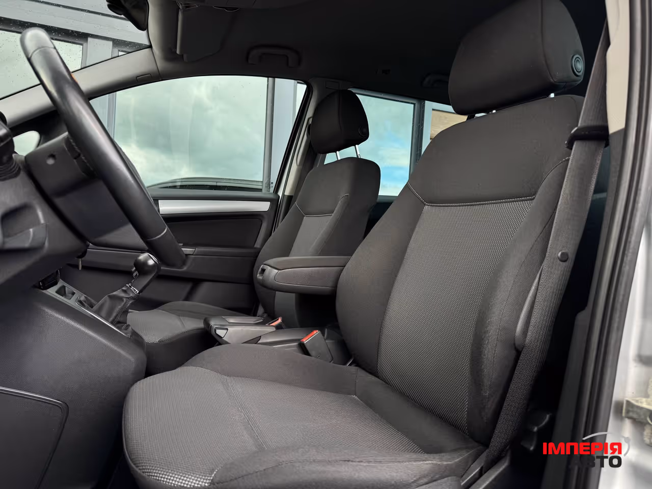 Opel Zafira - фото 27