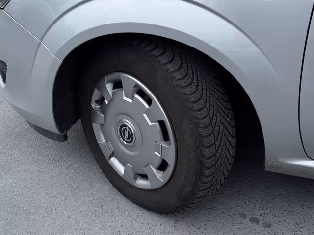 Opel Zafira - фото 4