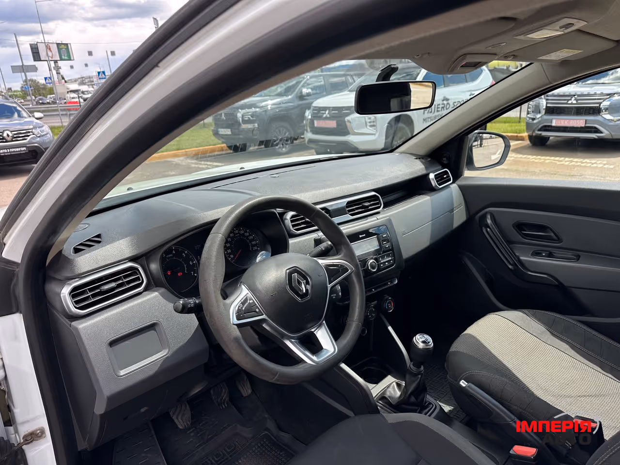 Renault Duster - фото 14