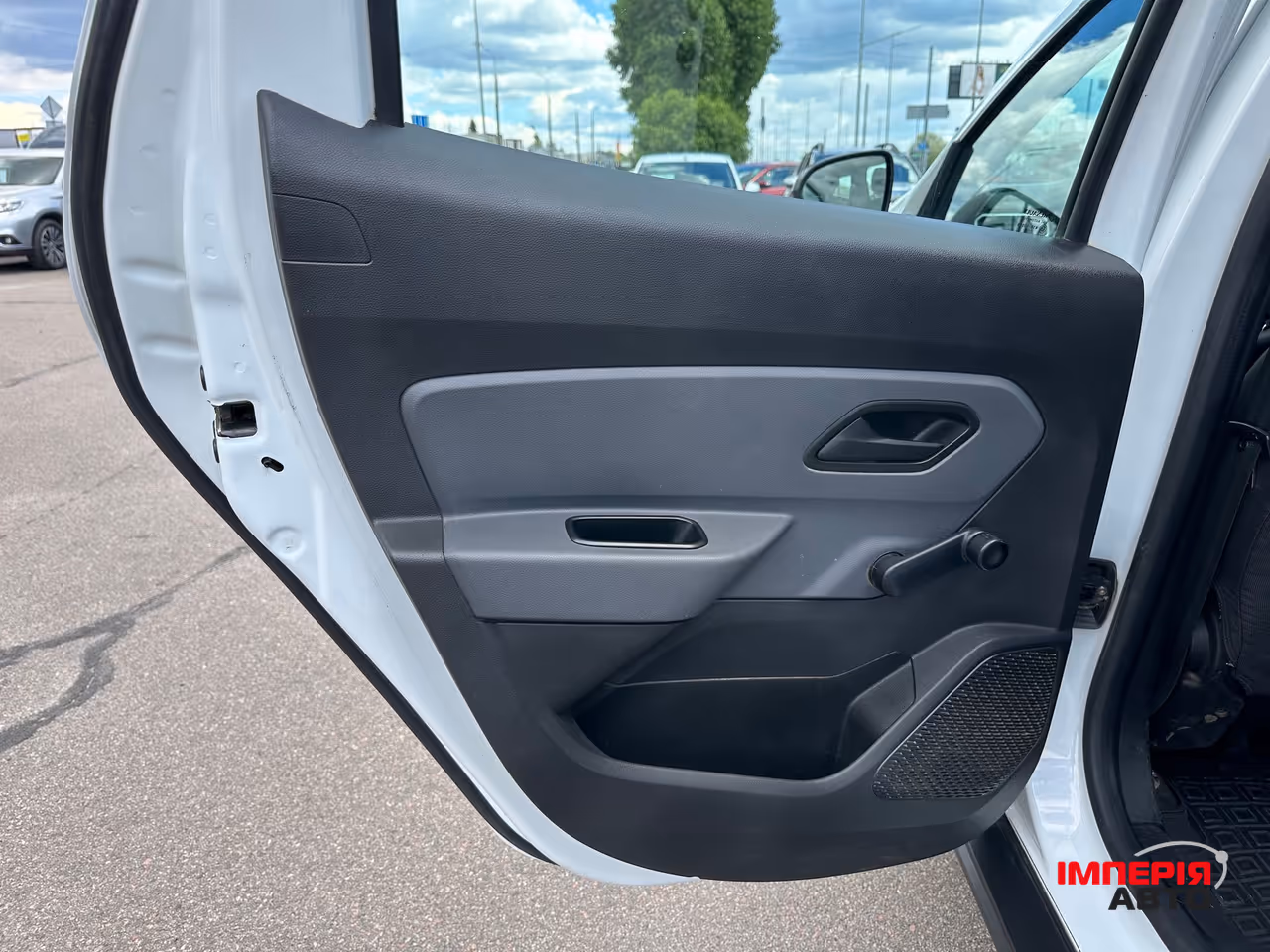 Renault Duster - фото 25