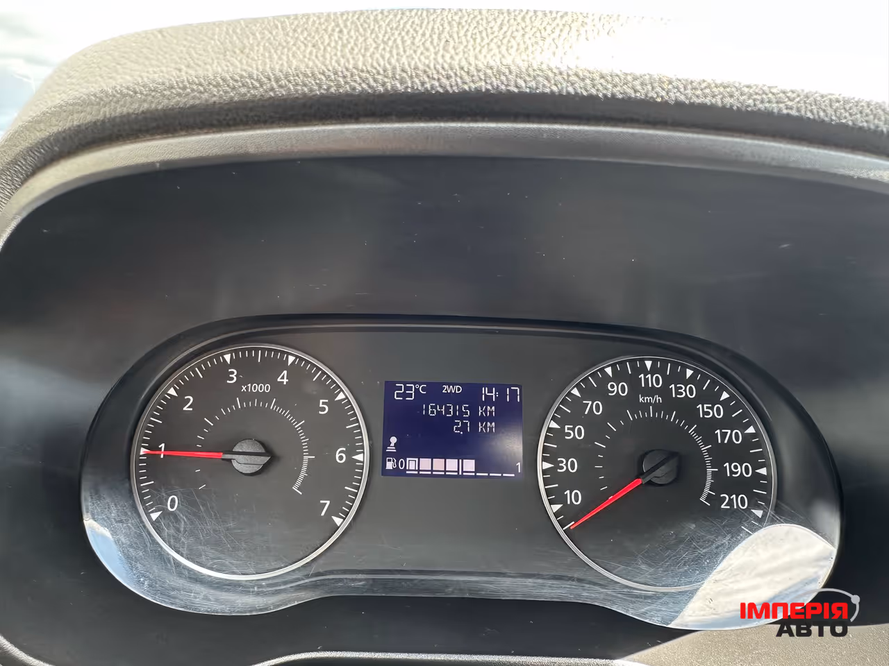 Renault Duster - фото 16