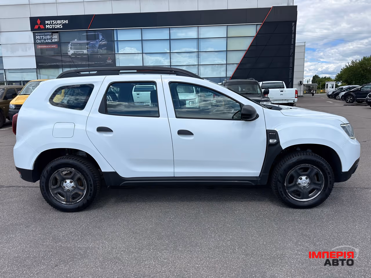 Renault Duster - фото 8