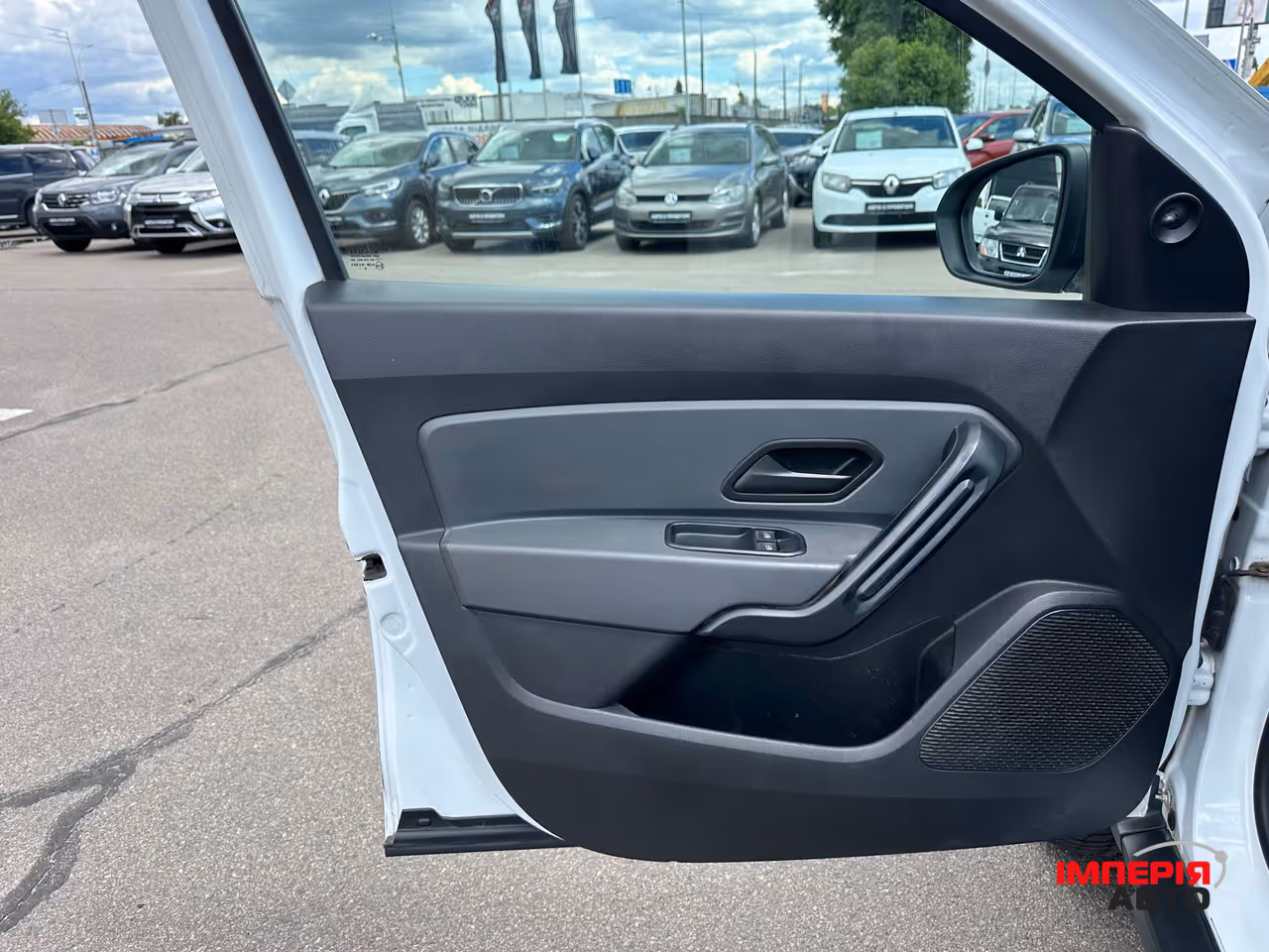 Renault Duster - фото 12