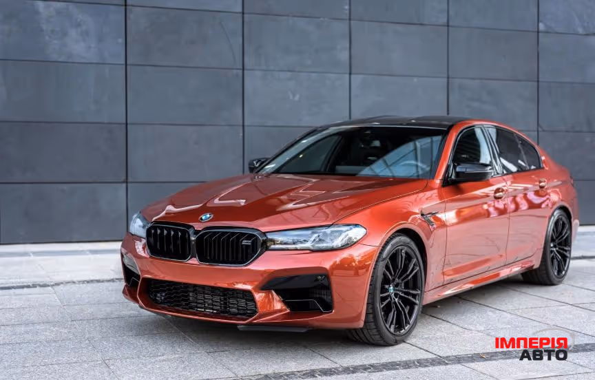 BMW M5 - фото 2
