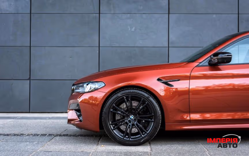 BMW M5 - фото 5
