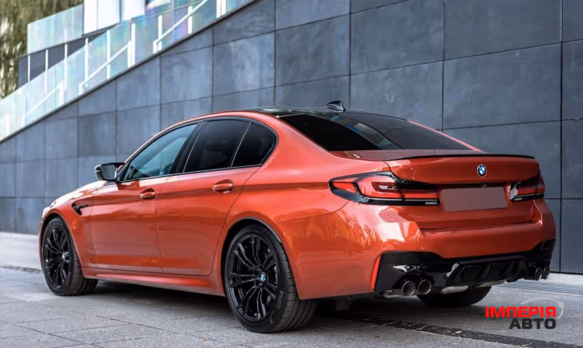 BMW M5 - фото 6