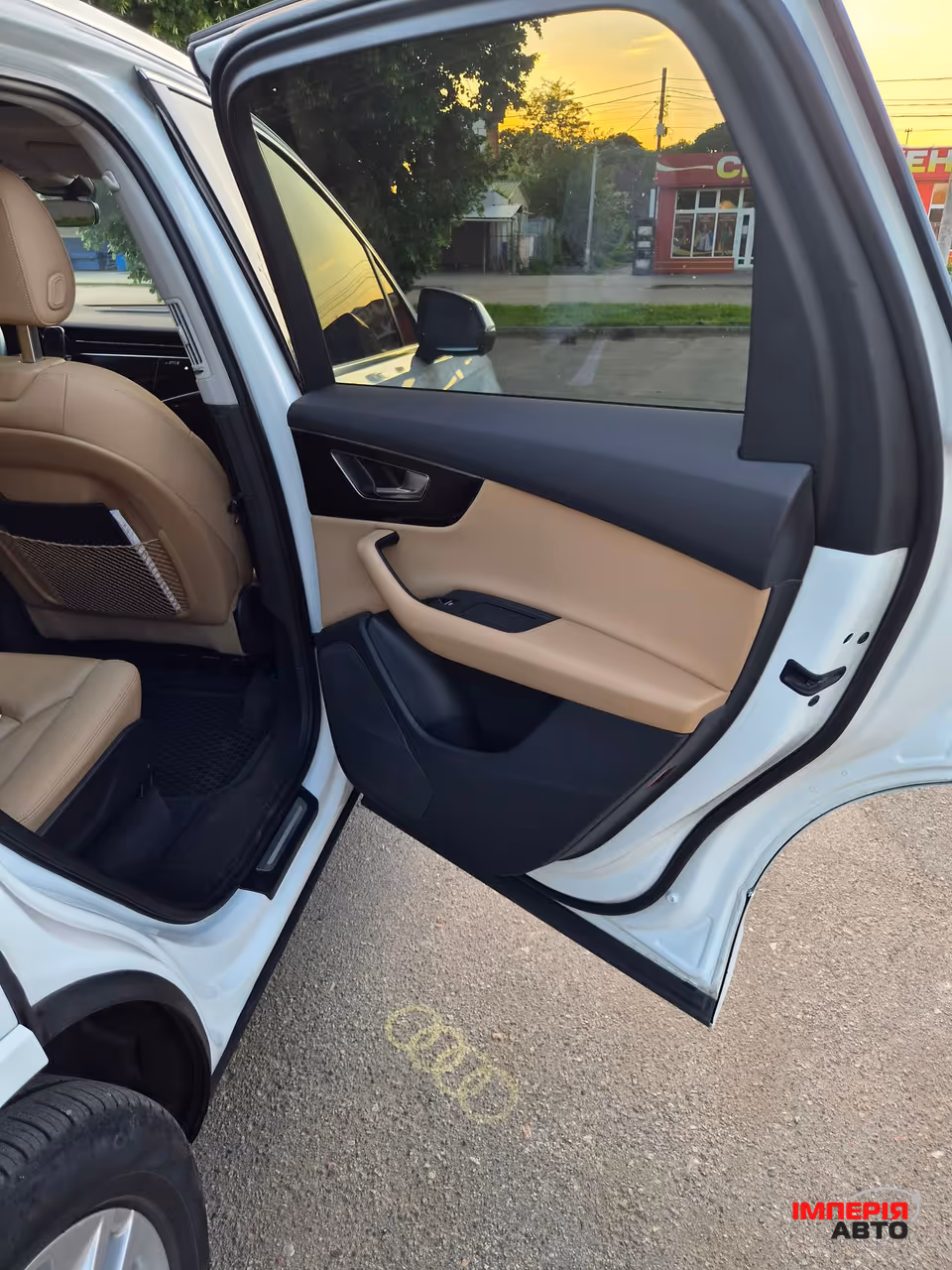 Audi Q7 - фото 19