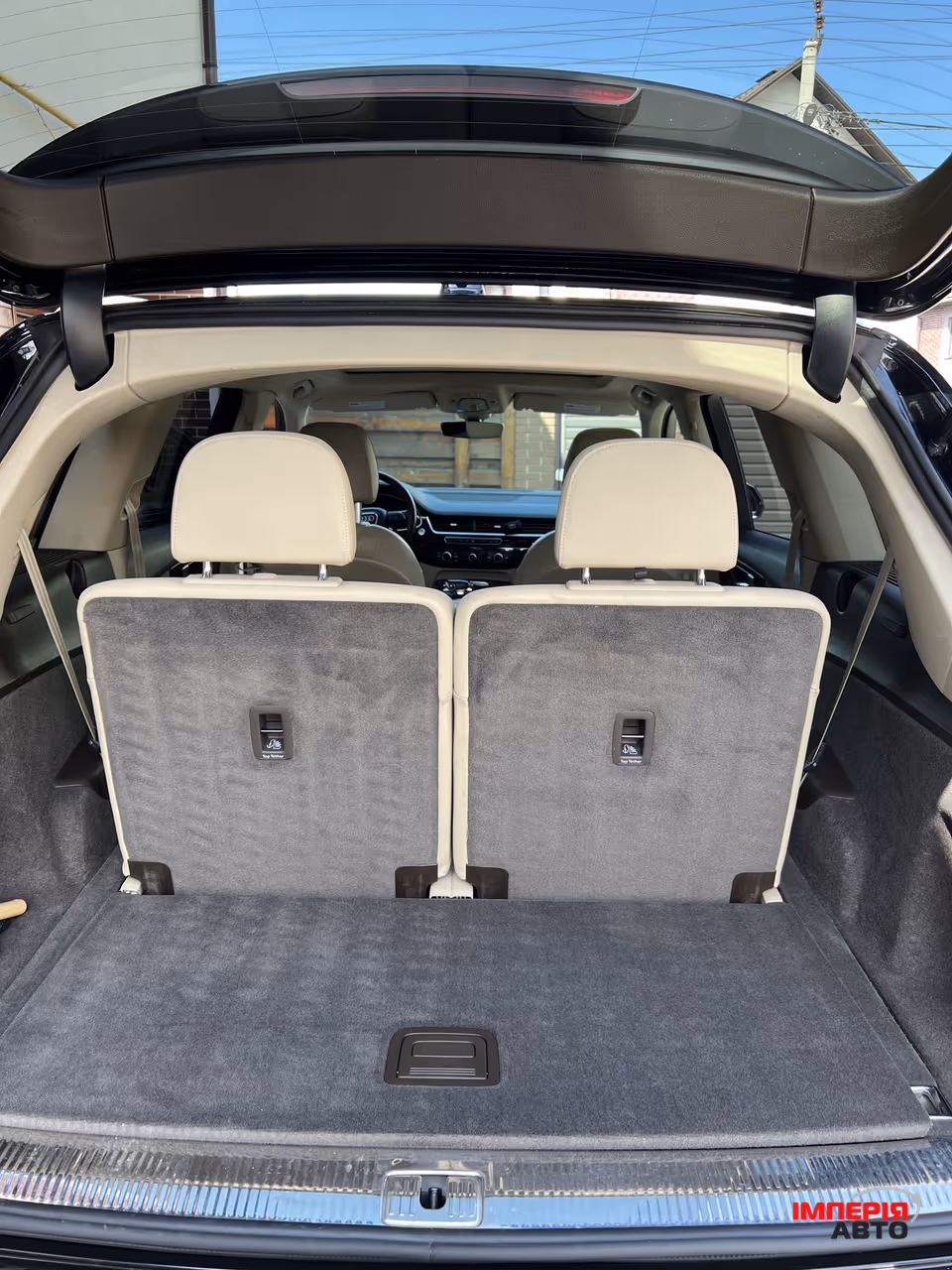 Audi Q7 - фото 50