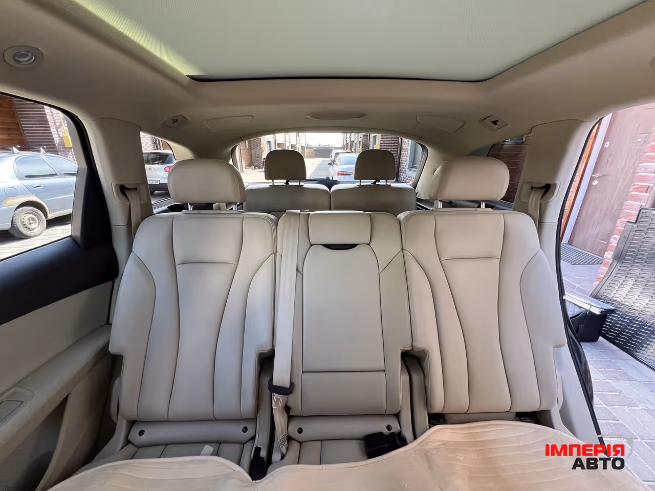 Audi Q7 - фото 48
