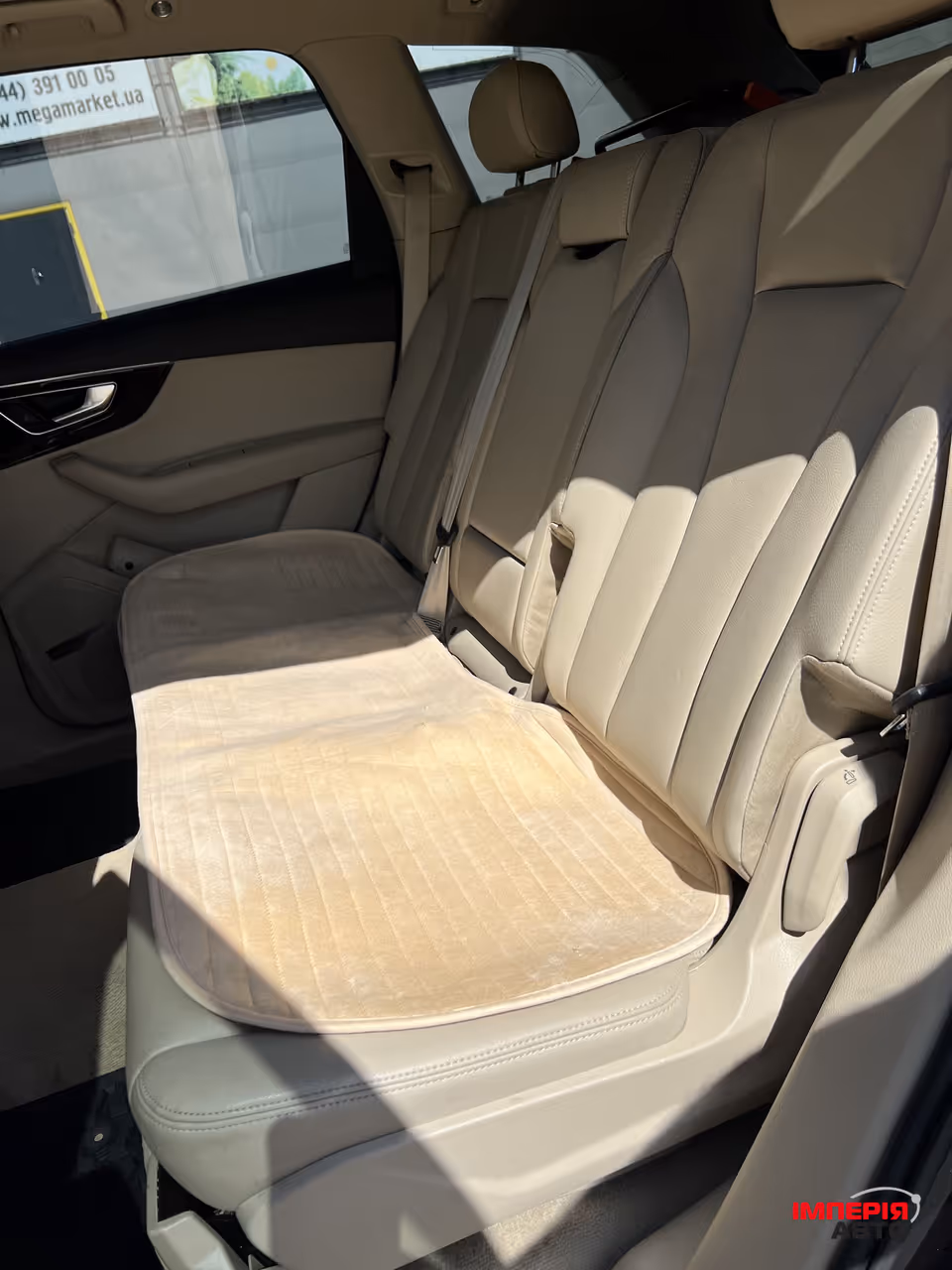 Audi Q7 - фото 24