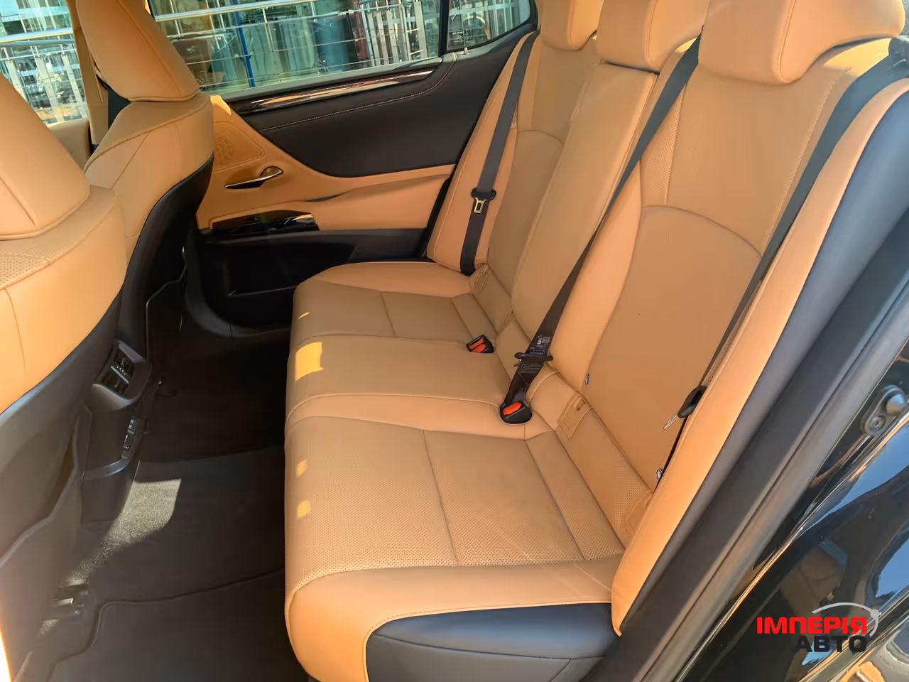 Lexus ES - фото 23
