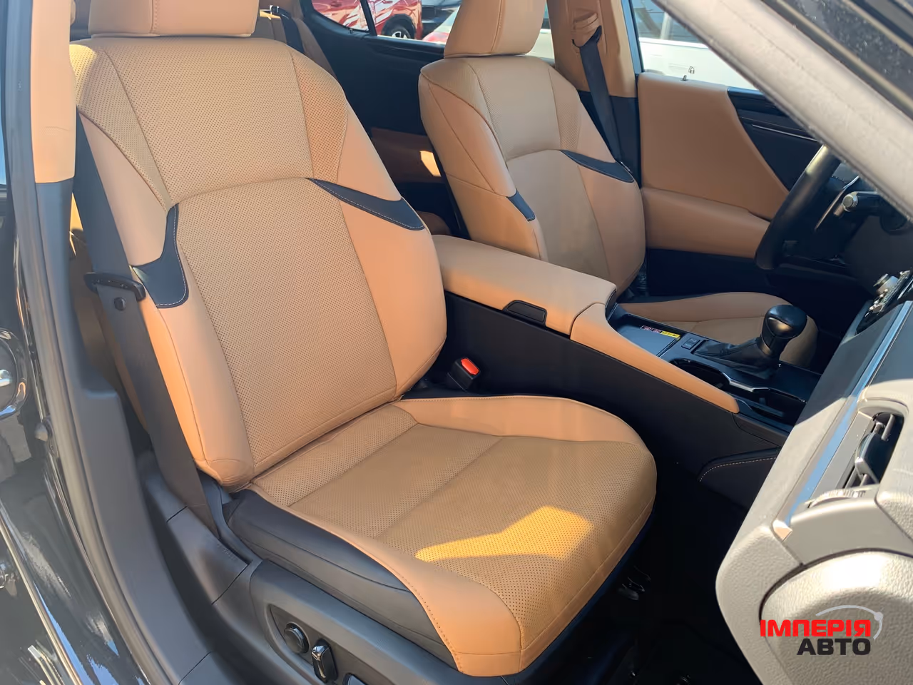 Lexus ES - фото 16