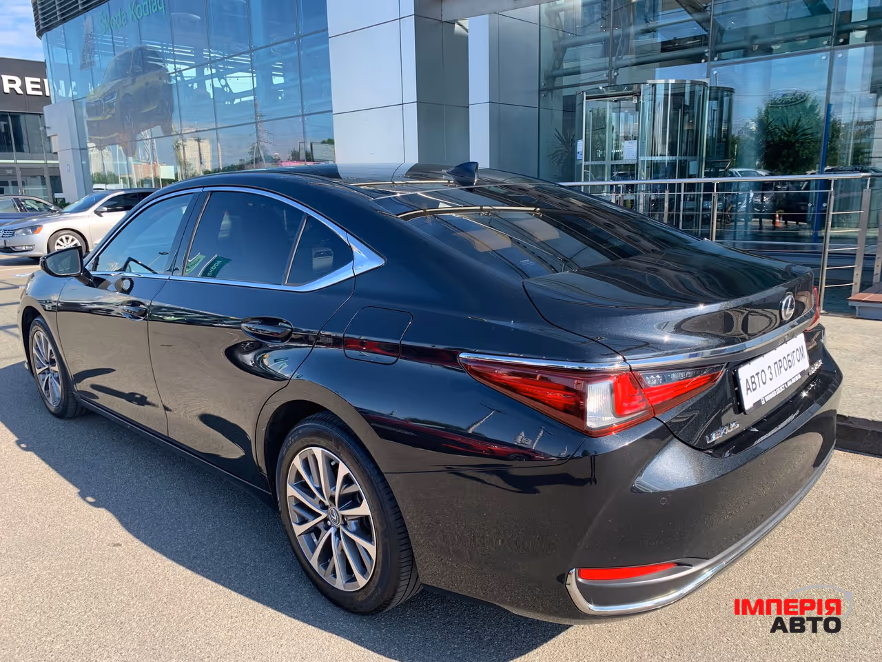 Lexus ES - фото 9