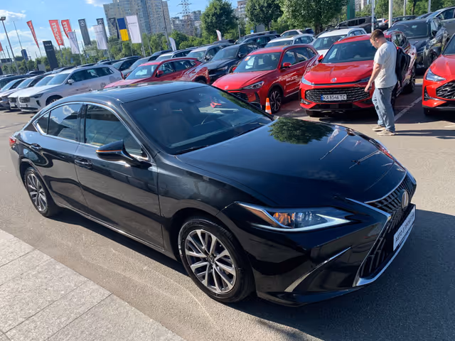 Lexus ES - фото 4