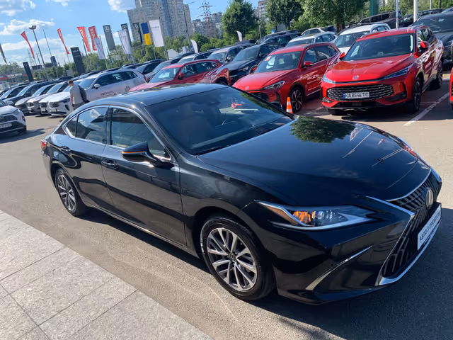 Lexus ES - фото 5