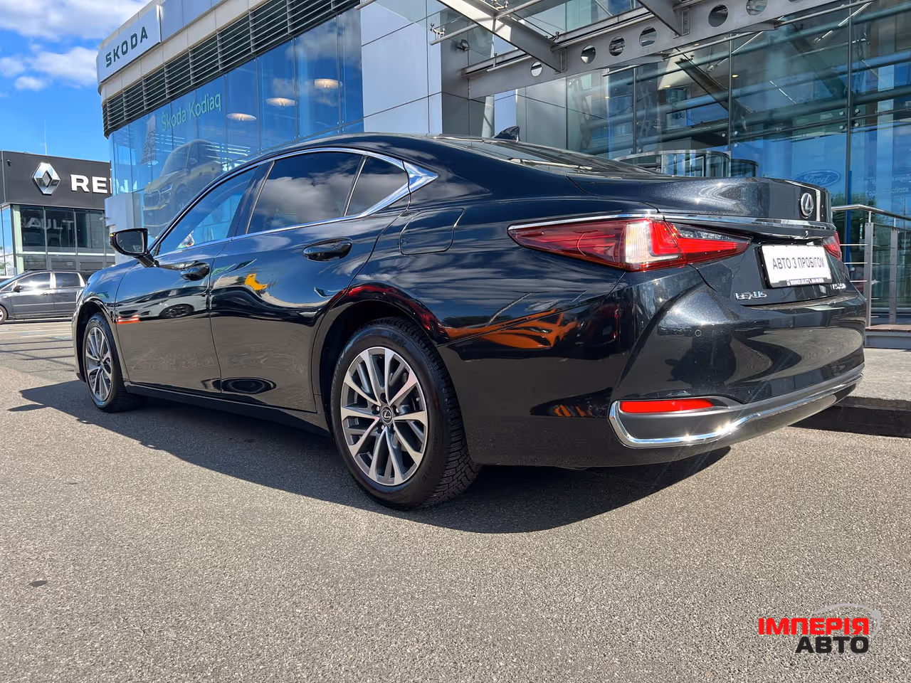Lexus ES - фото 42