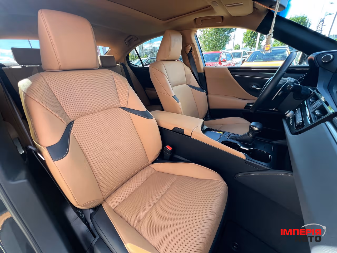Lexus ES - фото 20