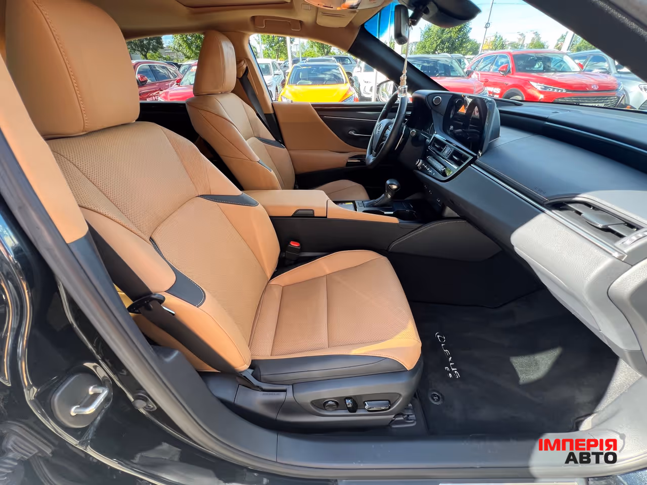 Lexus ES - фото 18