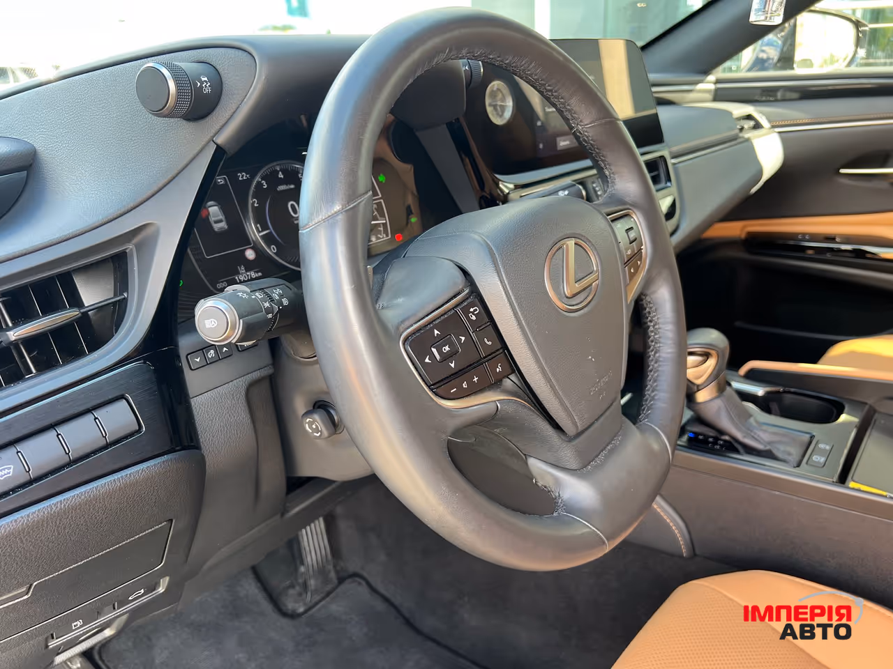 Lexus ES - фото 6
