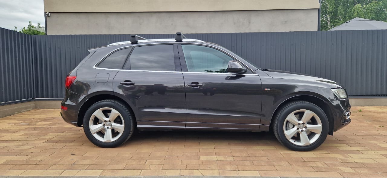 Audi Q5 - фото 6