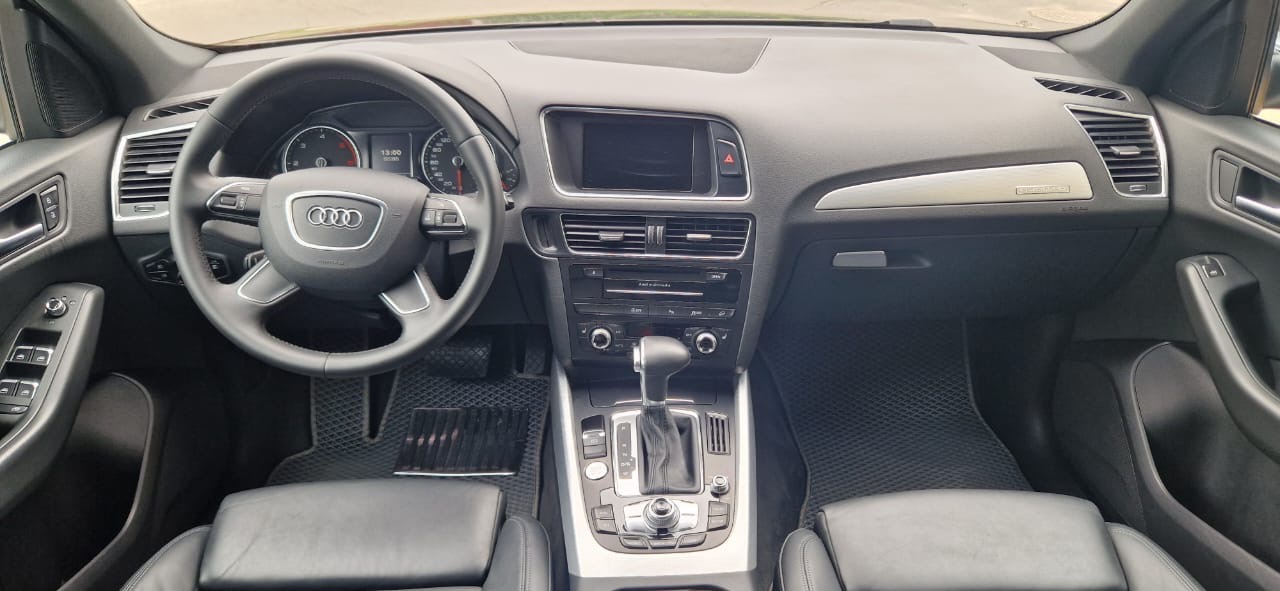 Audi Q5 - фото 10