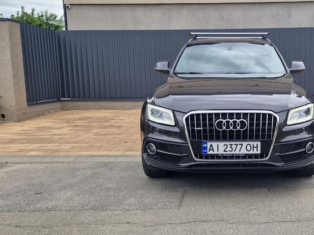 Audi Q5 - фото 1
