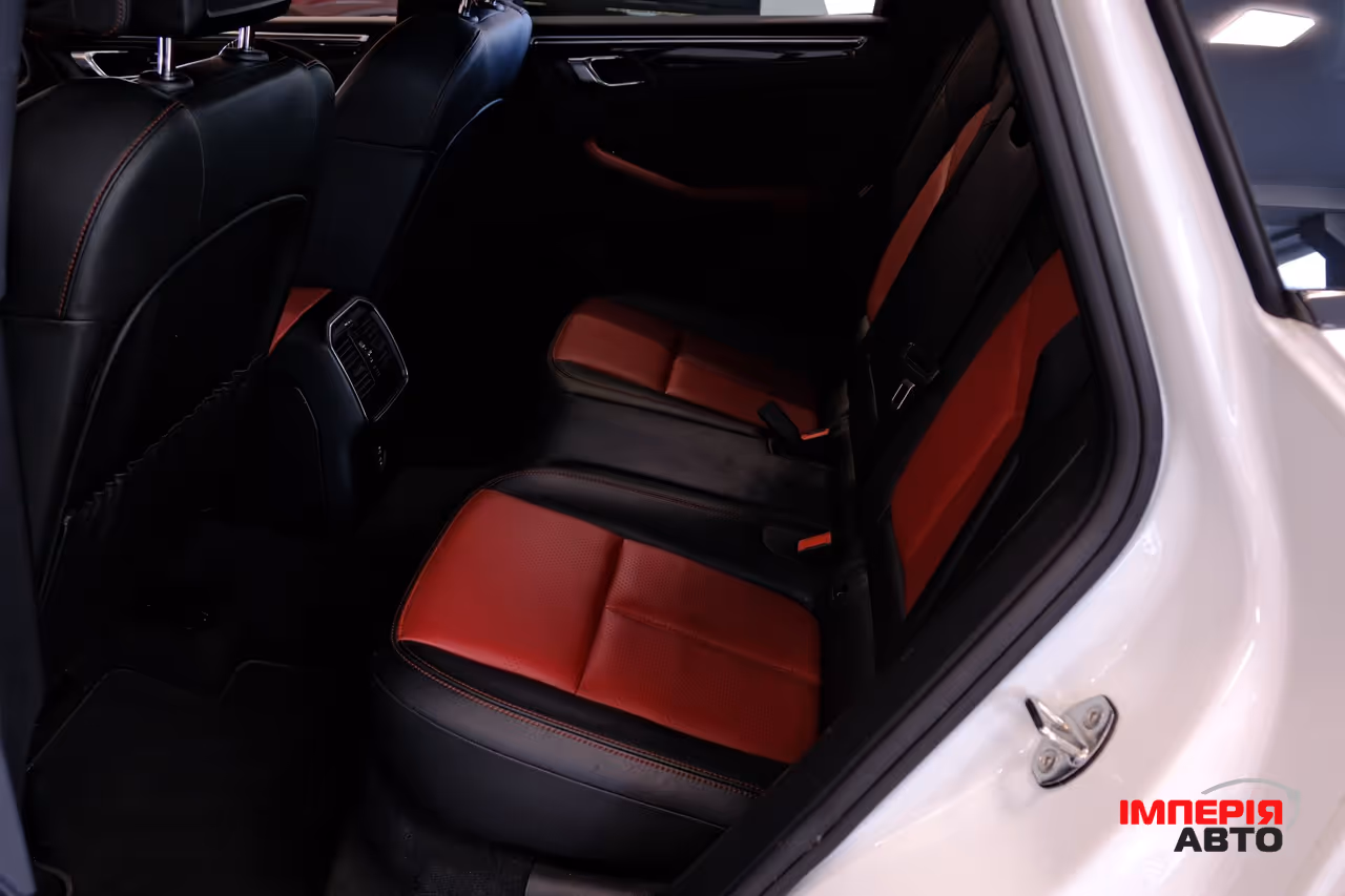 Porsche Macan - фото 8