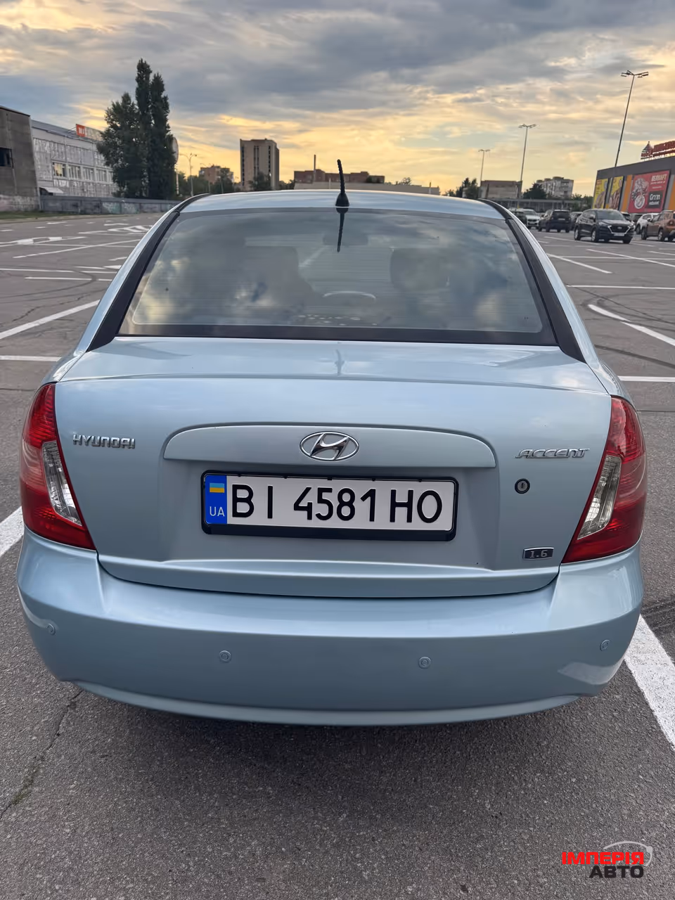 Hyundai Accent - фото 3